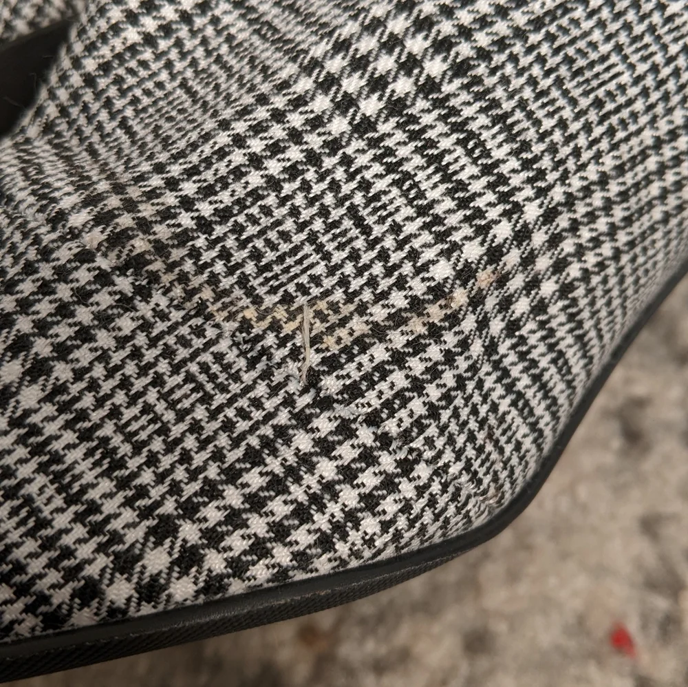 Charles & Keith Shoes - Size 39 Embroidered Plaid Ankle Bootie with Kitten Heel - Picture 3 of 6